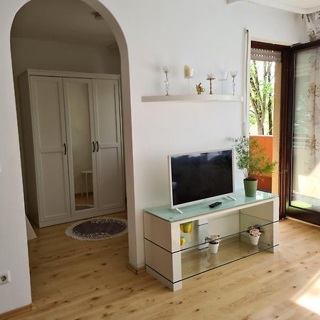 Wohnung Am Gruenen, Naehe Stadtzentrum Und Hauptbahnhof, Wlan Inklusive Fürth Extérieur photo